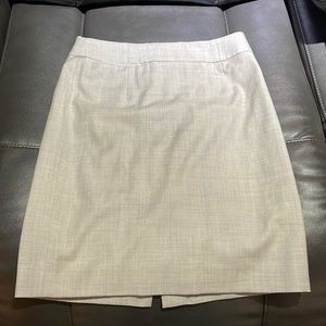 JCREW size 2 100% polyester beige skirt